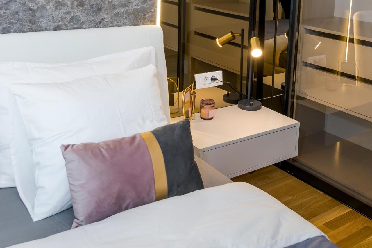 Bucharest Luxury Apartments ภายนอก รูปภาพ